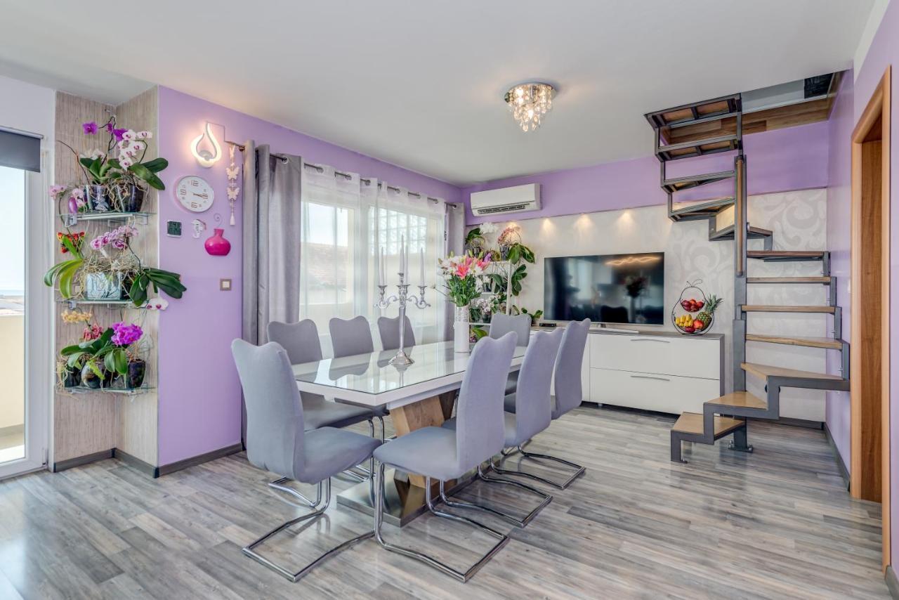 Summer Orchid - Spacious Duplex By The Beach & Ps5 Stobrec Luaran gambar