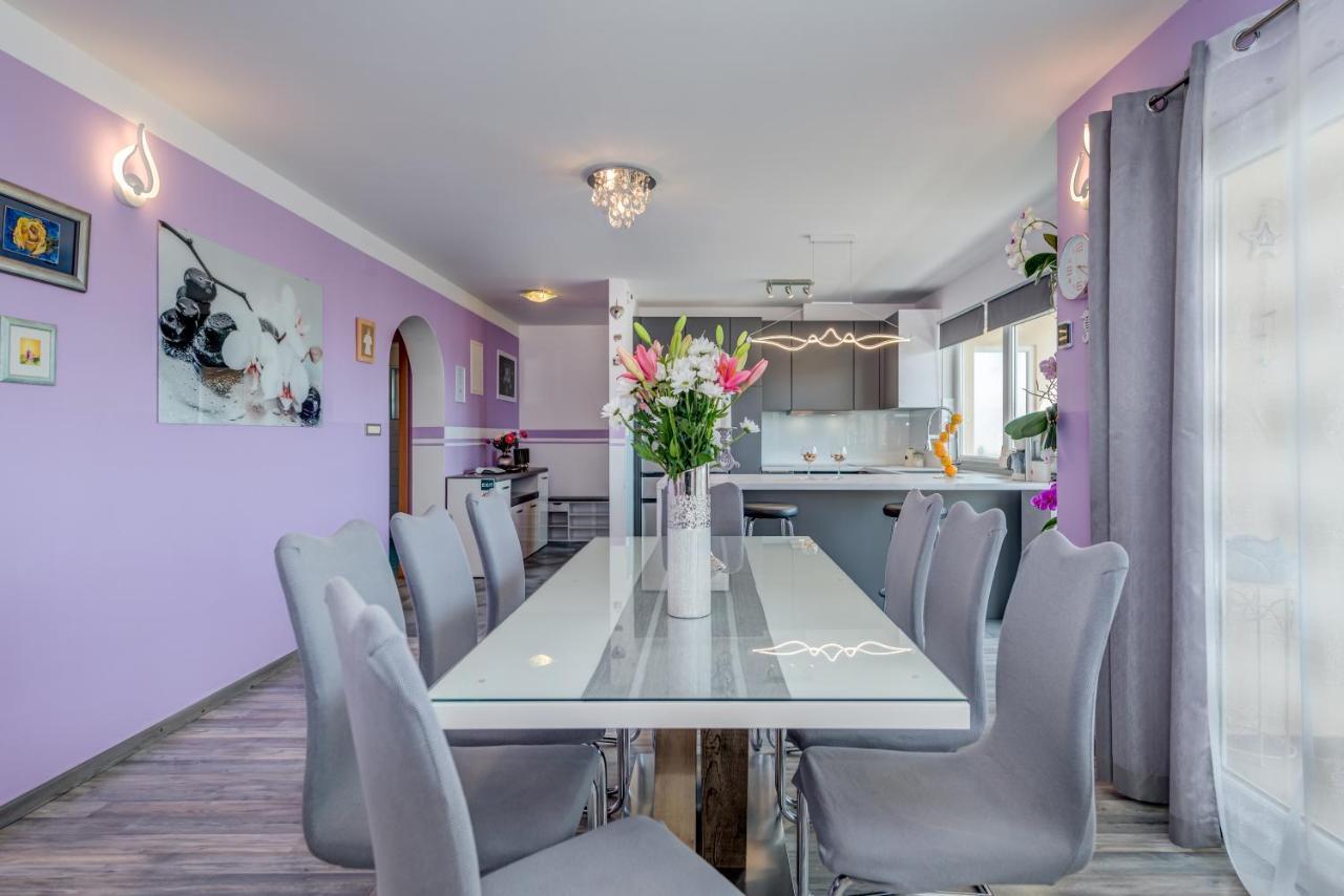 Summer Orchid - Spacious Duplex By The Beach & Ps5 Stobrec Luaran gambar