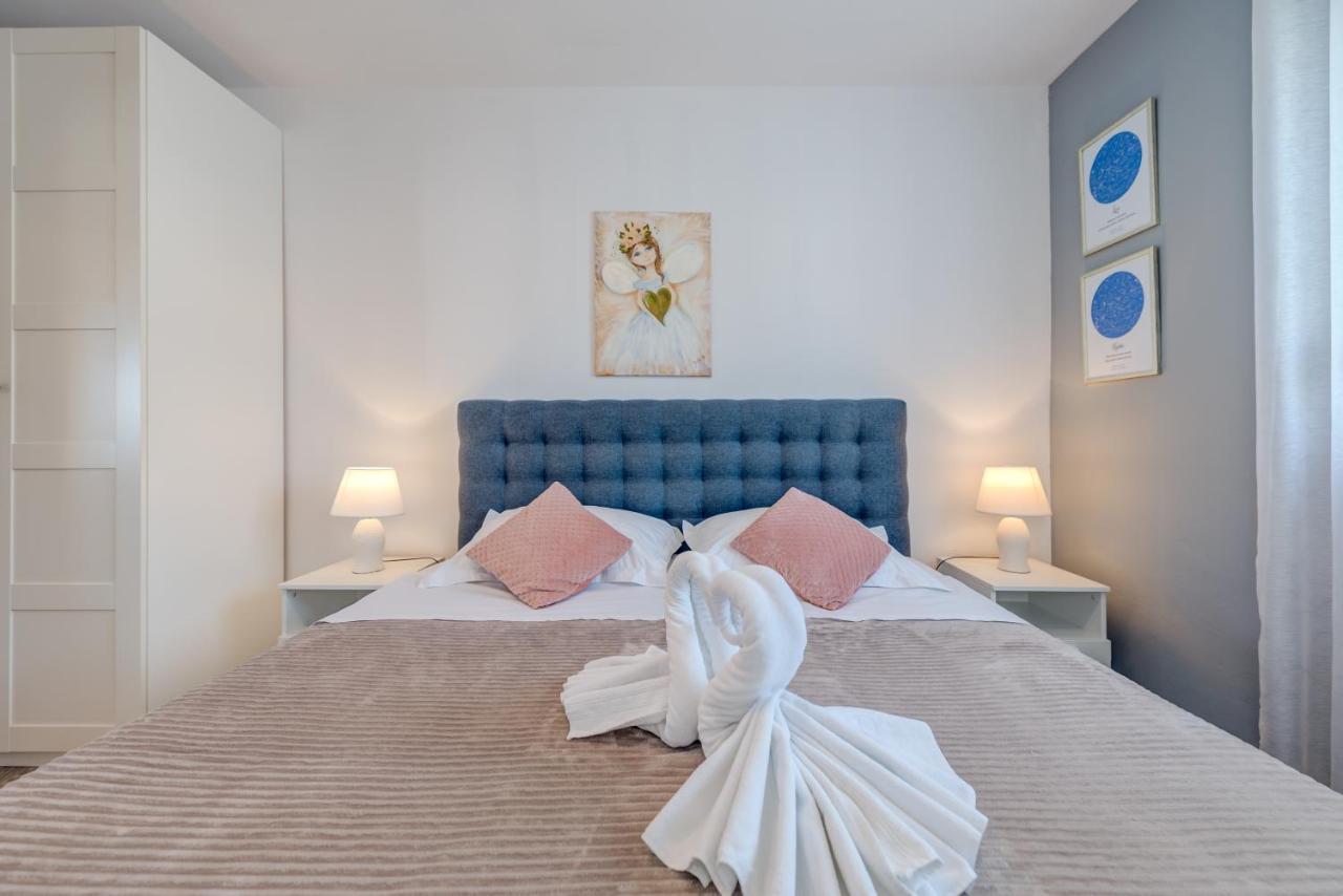 Summer Orchid - Spacious Duplex By The Beach & Ps5 Stobrec Luaran gambar